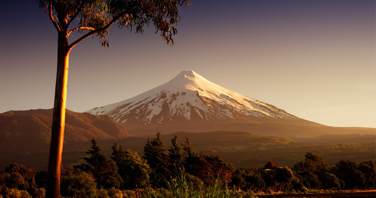 Camino a Pucón por el paso fronterizo